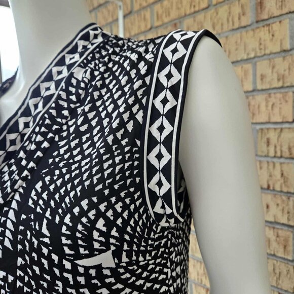 BCBGmaxazria small dress - Picture 3 of 3